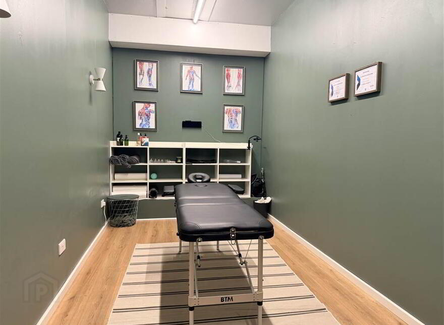 Unit 3 Throne Centre, 252 Whitewell Road, Newtownabbey, BT36 7RW