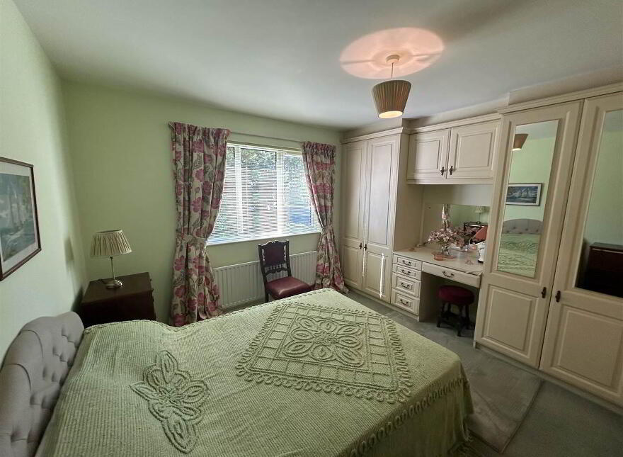 2 Baylands Court, Ballyholme, Bangor, BT20 5JQ