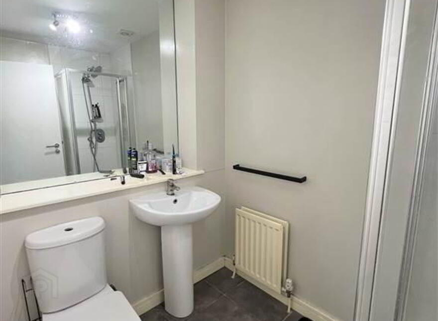Apt 11 Park View, 147-153 Kingsway, Dunmurry, Belfast, BT17 9RD