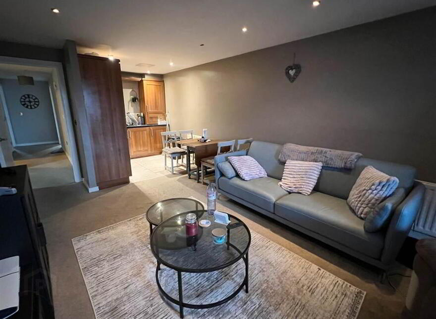 Apt 11 Park View, 147-153 Kingsway, Dunmurry, Belfast, BT17 9RD