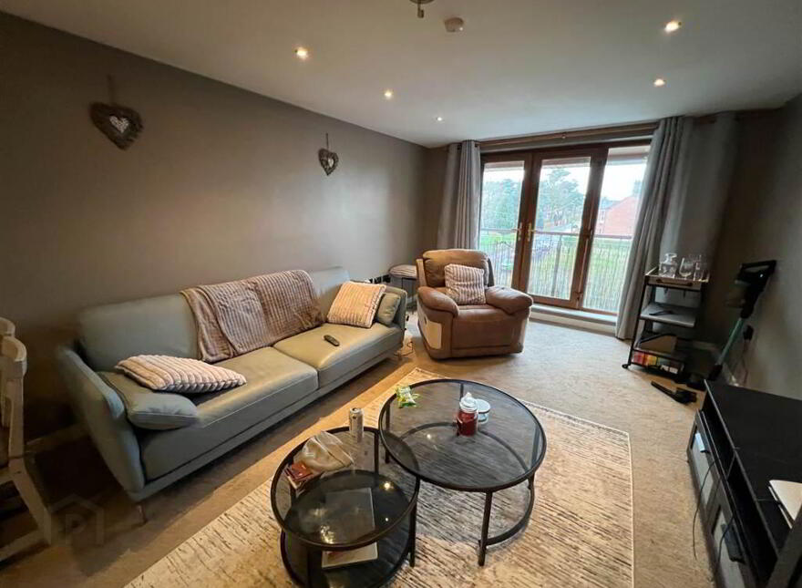 Apt 11 Park View, 147-153 Kingsway, Dunmurry, Belfast, BT17 9RD