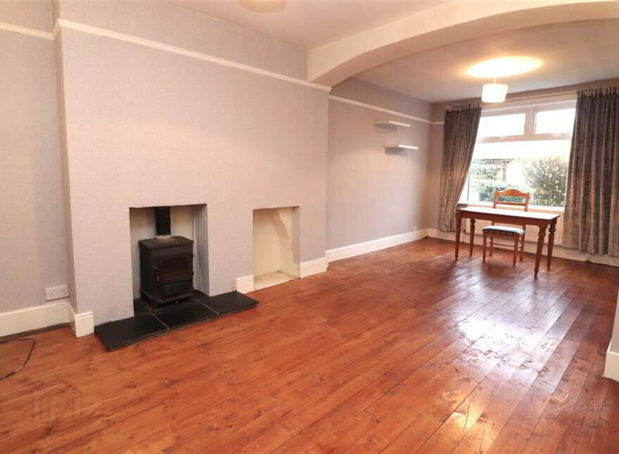 1 Sans Souci Gardens, Antrim Road, Lisburn, BT28 3AF
