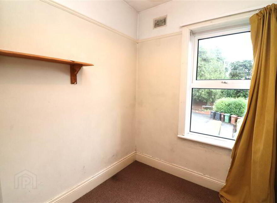 1 Sans Souci Gardens, Antrim Road, Lisburn, BT28 3AF