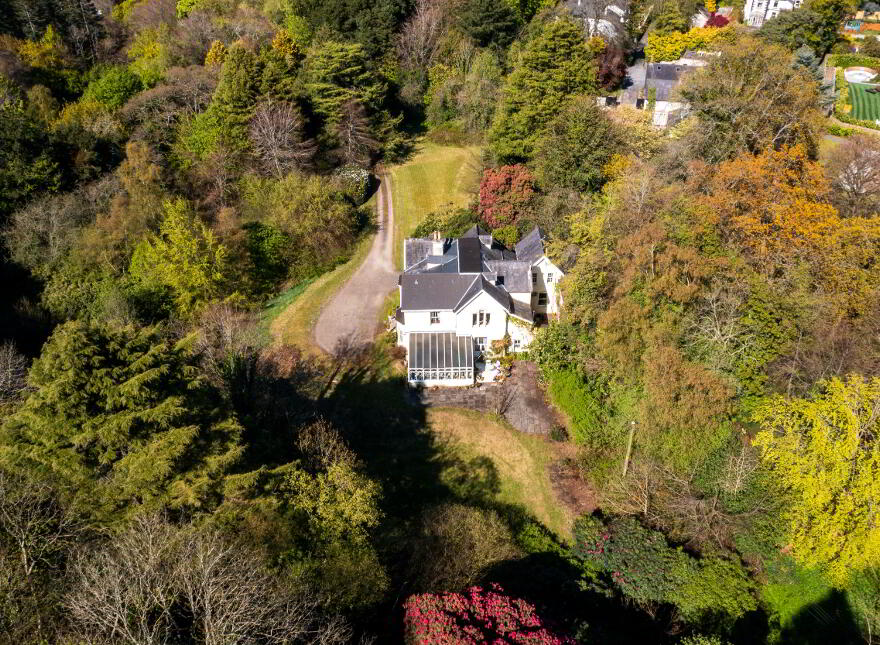 Glenlyon, Victoria Road, Holywood, BT18 9BG
