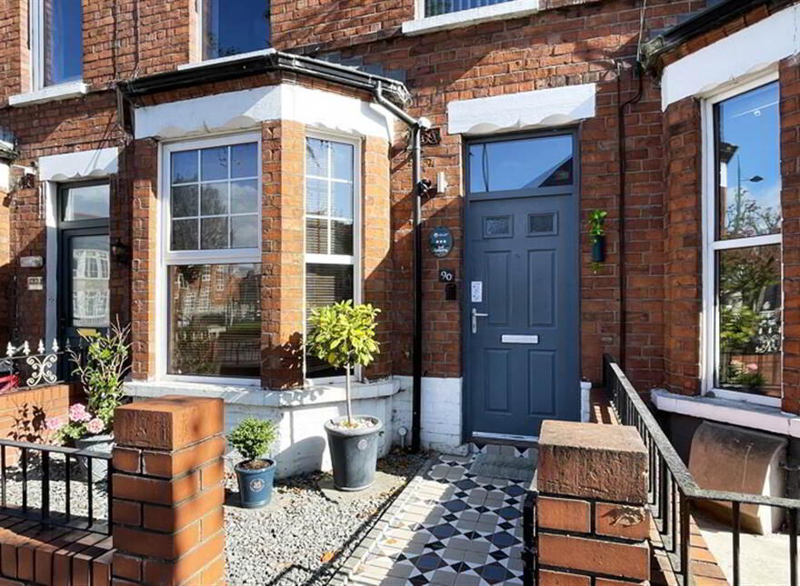 90 Templemore Avenue, Belfast, BT5 4FW photo