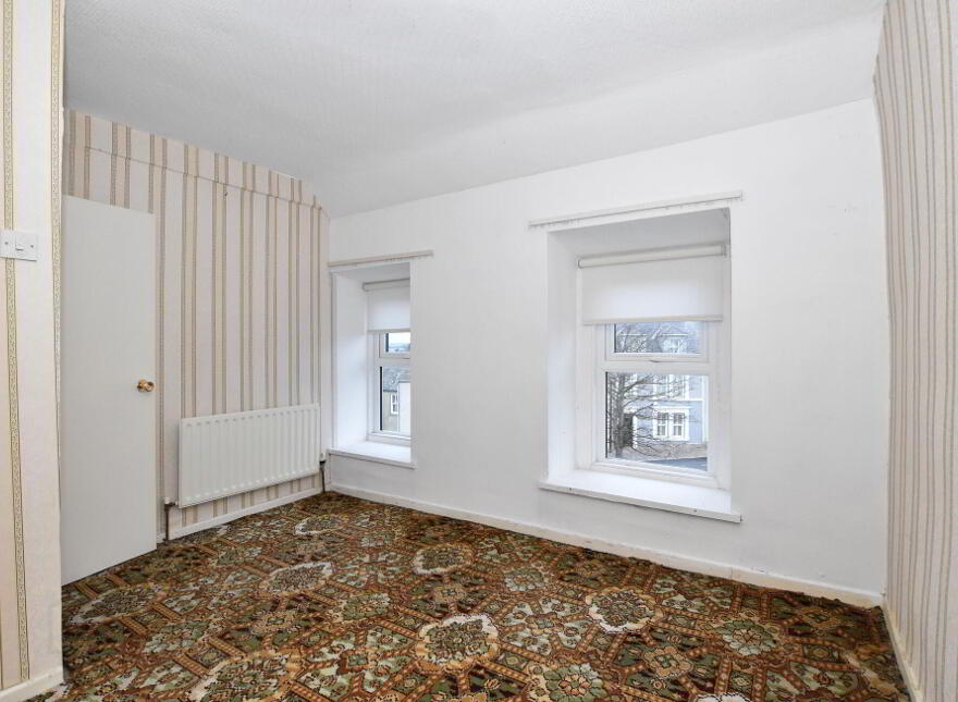 24 The Square, Portaferry, BT22 1LR