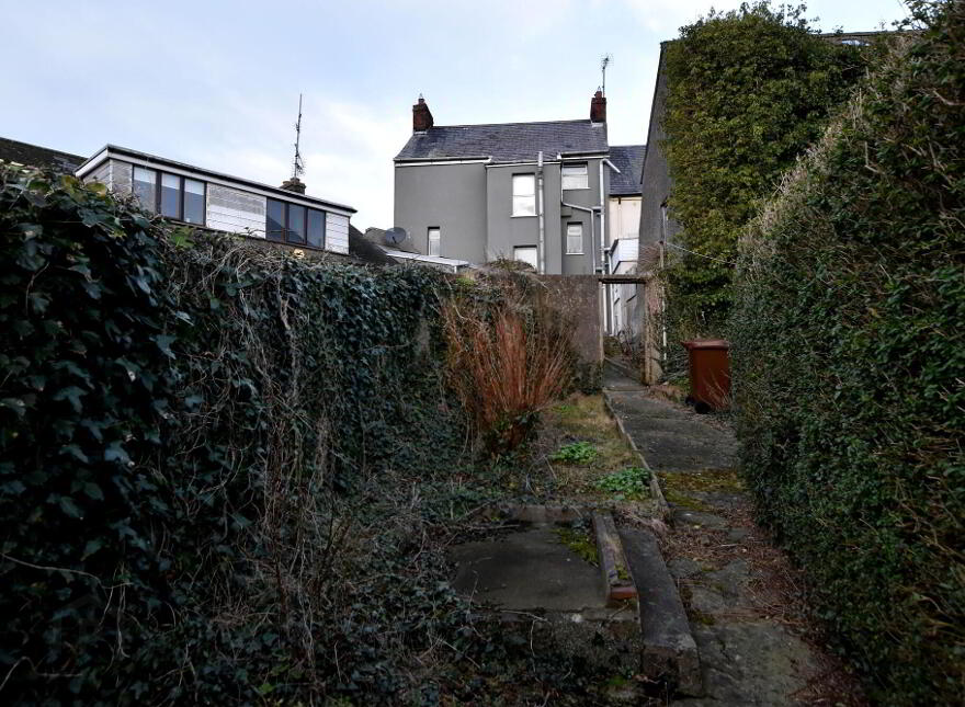 24 The Square, Portaferry, BT22 1LR