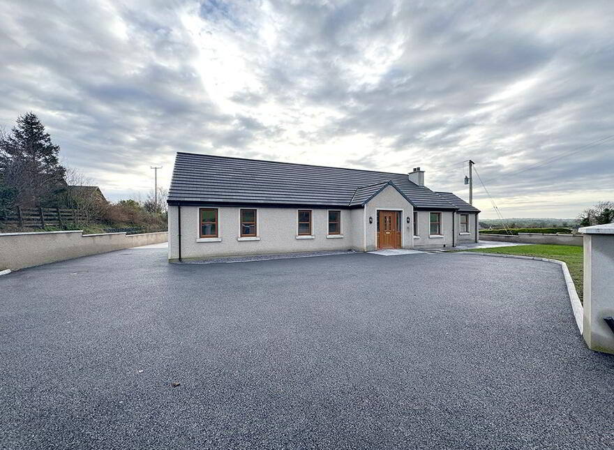 37 Flough Road, Banbridge, BT32 3SX