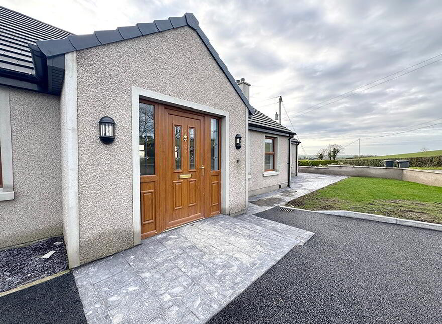 37 Flough Road, Banbridge, BT32 3SX