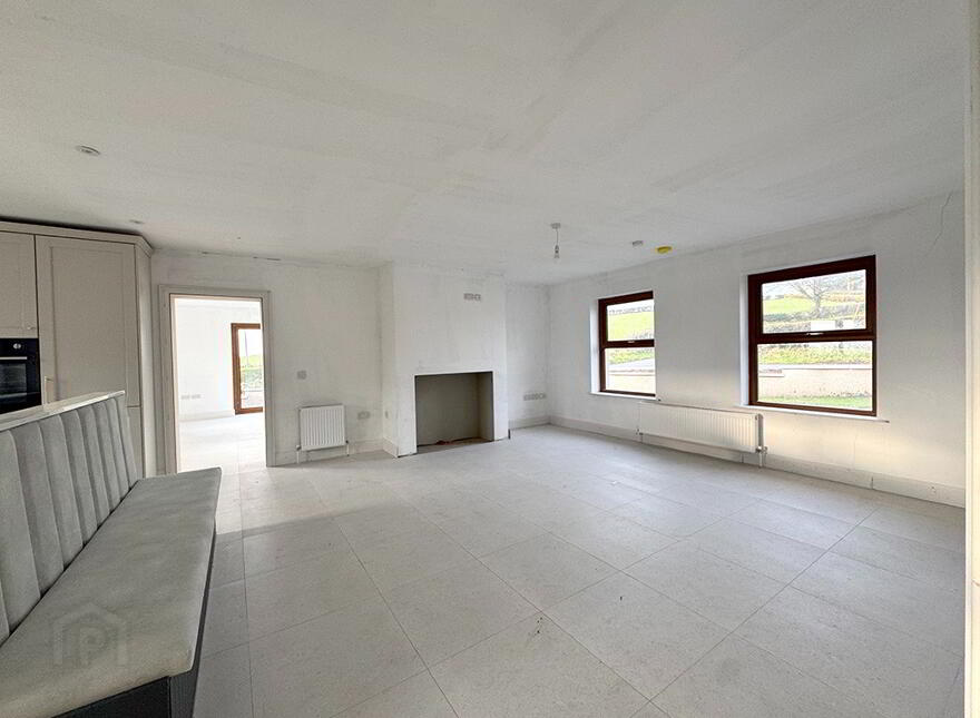 37 Flough Road, Banbridge, BT32 3SX