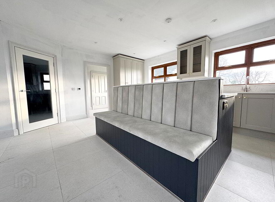 37 Flough Road, Banbridge, BT32 3SX