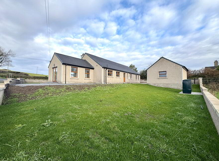 37 Flough Road, Banbridge, BT32 3SX
