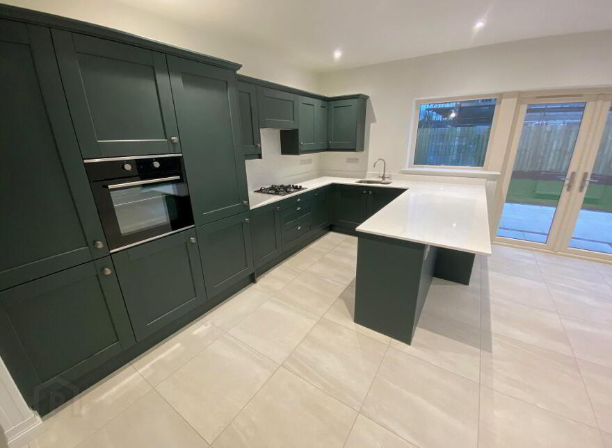 17 Hobart Hall, Dundonald, Belfast, BT16 1BS