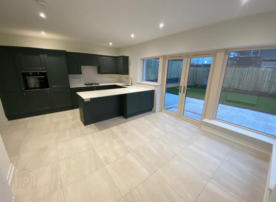 17 Hobart Hall, Dundonald, Belfast, BT16 1BS