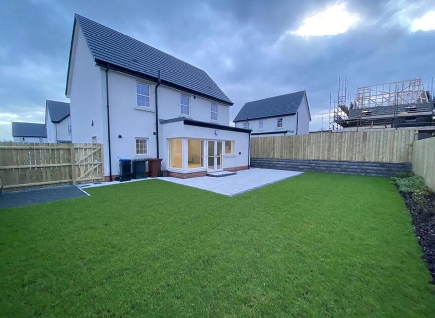 17 Hobart Hall, Dundonald, Belfast, BT16 1BS