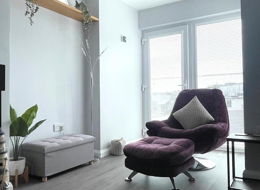 Apt 18, Peninsula Apartments, Causeway Street, Portrush, BT56 8AB