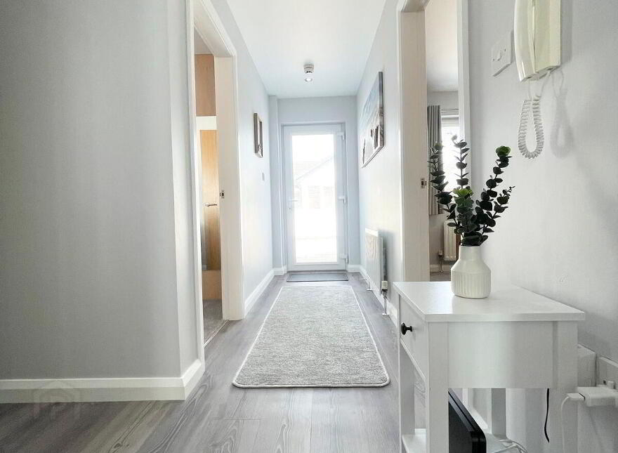 Apt 18, Peninsula Apartments, Causeway Street, Portrush, BT56 8AB