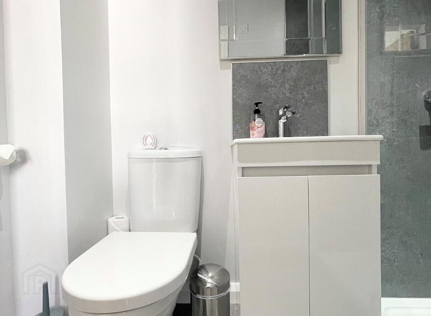 Apt 18, Peninsula Apartments, Causeway Street, Portrush, BT56 8AB
