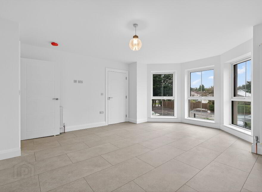 Apartment 4, Hillsborough Road Apartments, Hillsborough Road, Lisburn, BT27 5QY