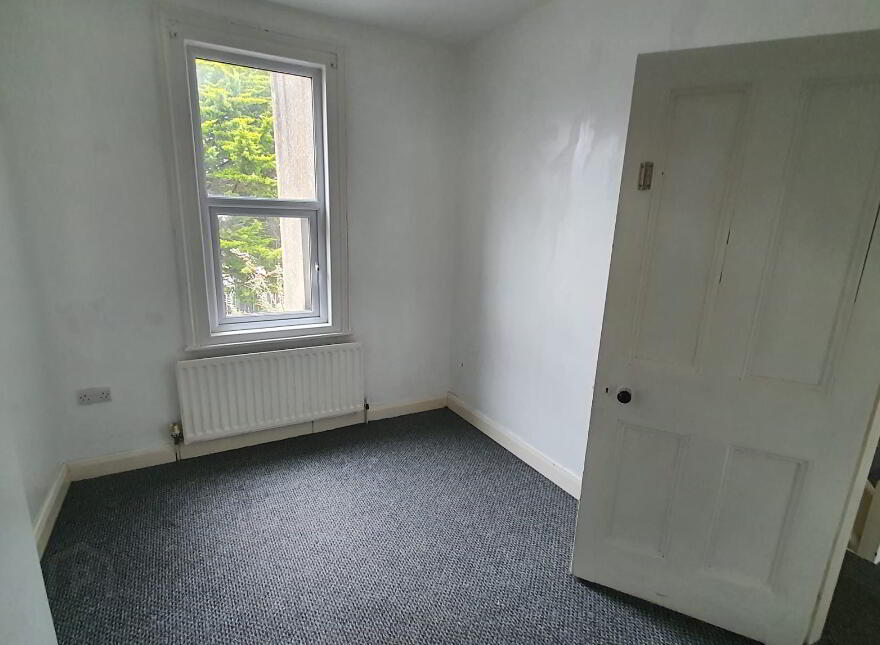 9 Queen Street, Carrickfergus, BT38 8AP