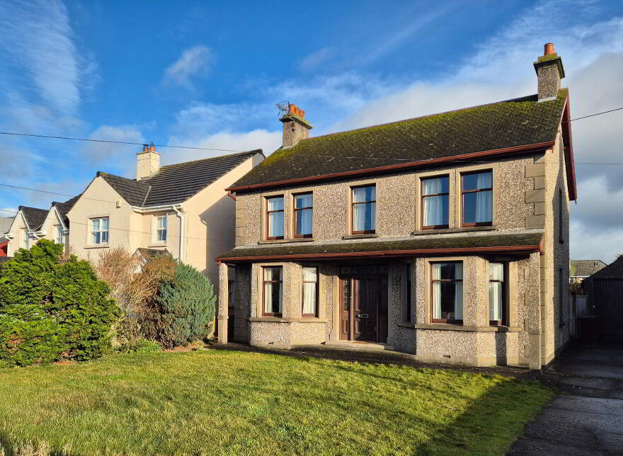 CASH ONLY, 13 Ballywillan Road, Portrush, BT56 8JL