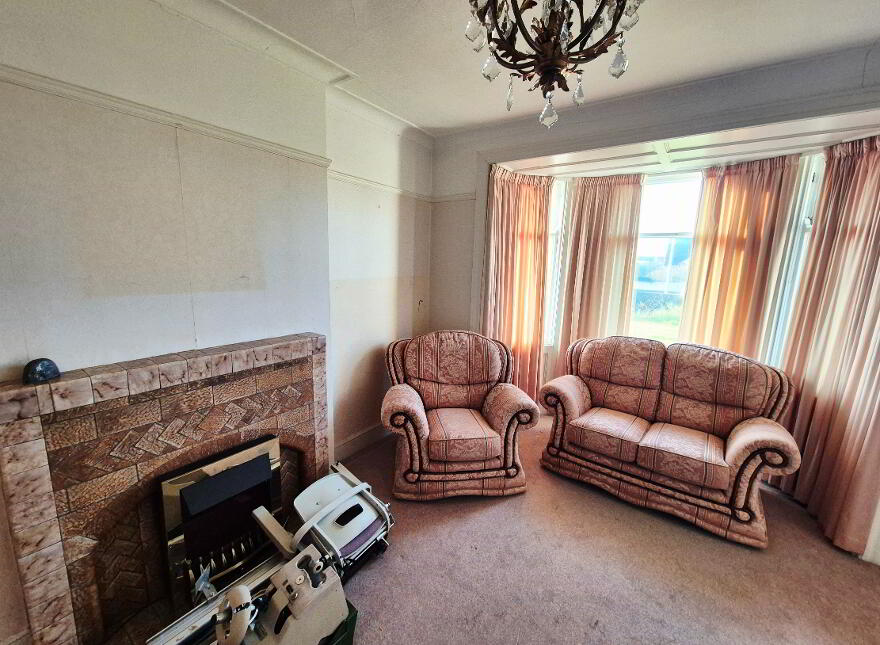 CASH ONLY, 13 Ballywillan Road, Portrush, BT56 8JL