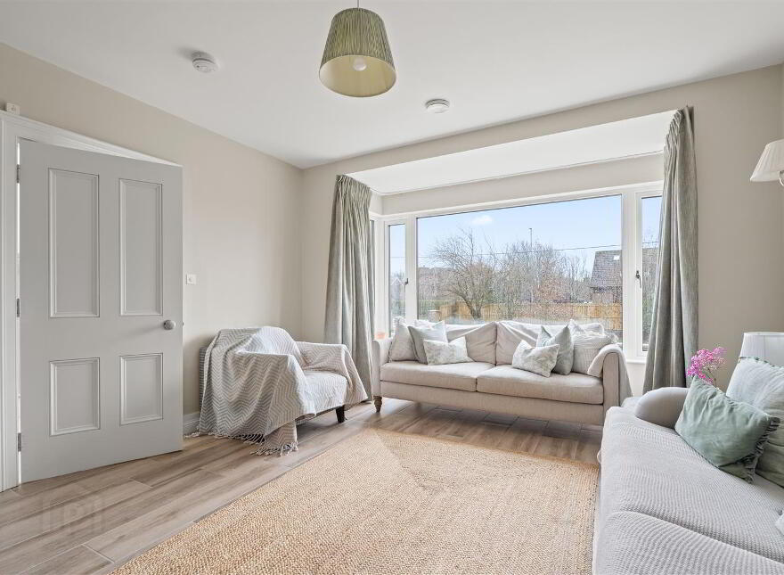 114 Belfast Road, Antrim, BT41 2BA