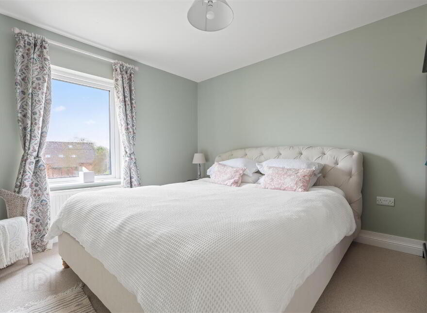 114 Belfast Road, Antrim, BT41 2BA