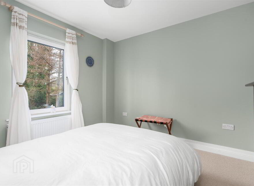 114 Belfast Road, Antrim, BT41 2BA