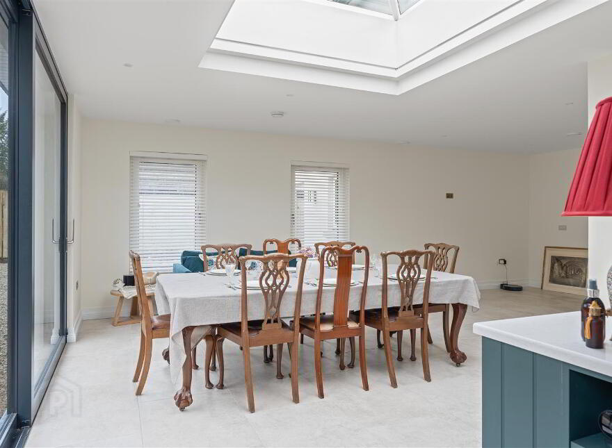 114 Belfast Road, Antrim, BT41 2BA