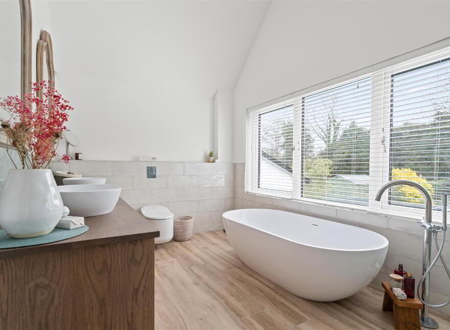 114 Belfast Road, Antrim, BT41 2BA