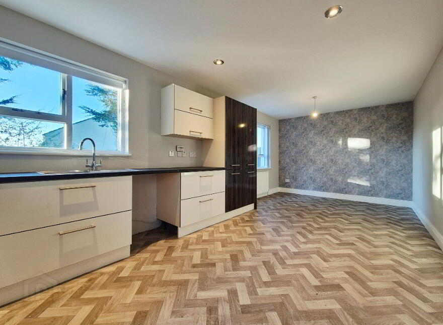 7 Glenard Gardens, Omagh, BT78 5BF