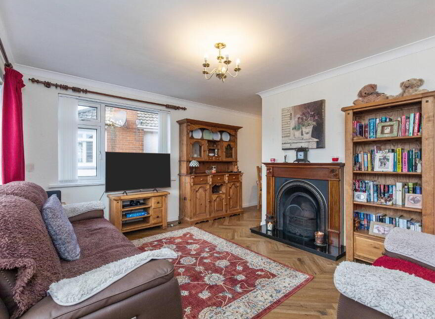 13 Londonderry Road, Newtownards, BT23 7AY