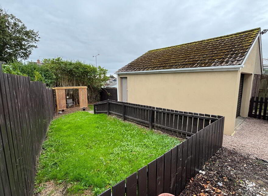 17 Backwood Road, Moira, BT67 0LJ