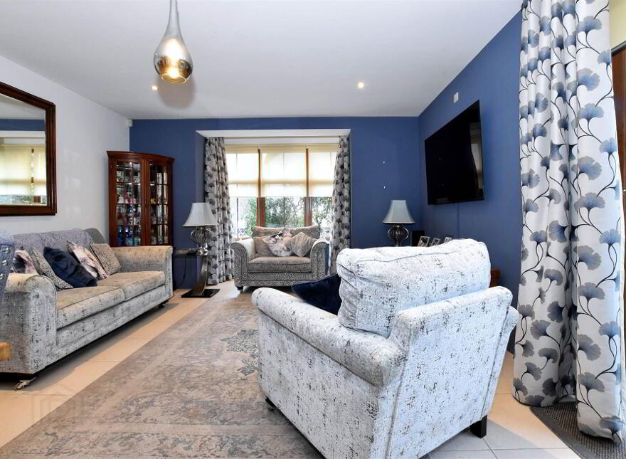 17 Lakeview Manor, Newtownards, BT23 4US