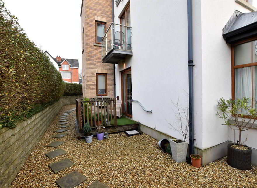 17 Lakeview Manor, Newtownards, BT23 4US