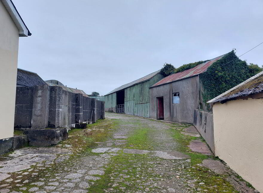31 Strahulter Road, Newtownstewart, Omagh, BT78 4ED
