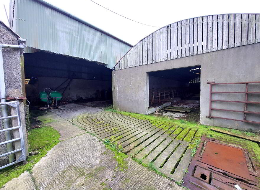 31 Strahulter Road, Newtownstewart, Omagh, BT78 4ED