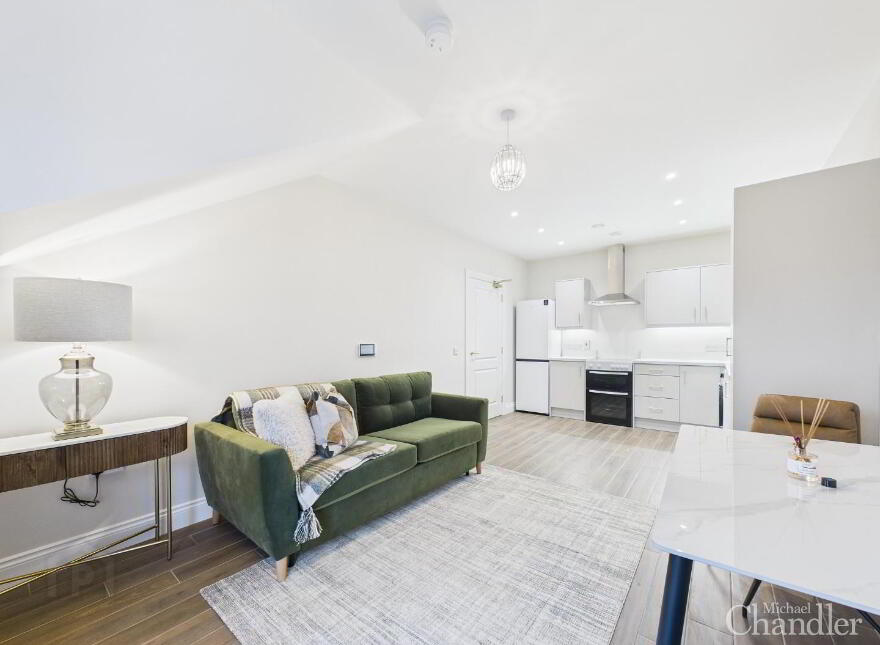 Rosetta Villas, Apt A, 370-372 Ormeau Road, Belfast, BT7 3HW