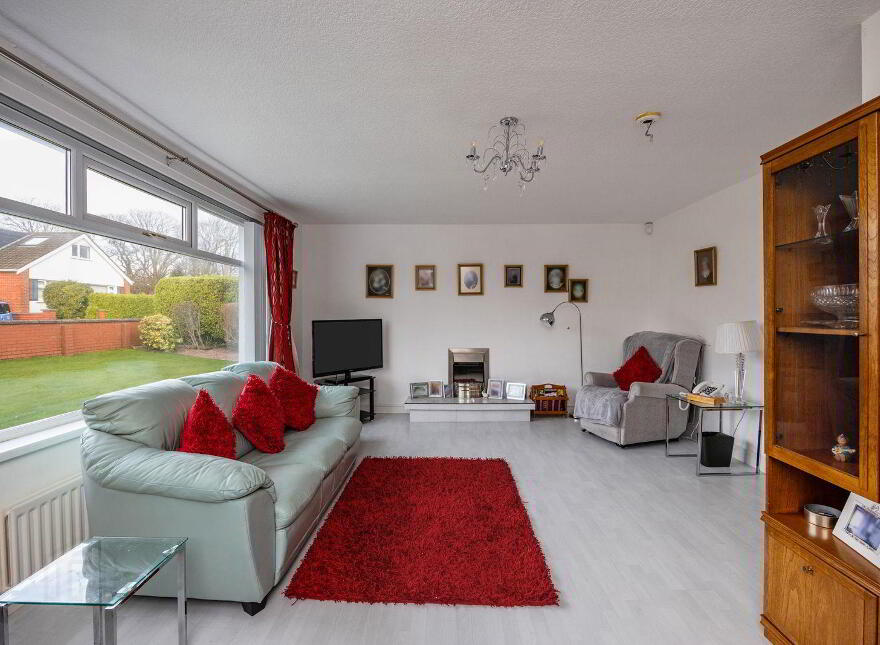 1 Ardkeen Avenue, Bangor, BT19 1ER