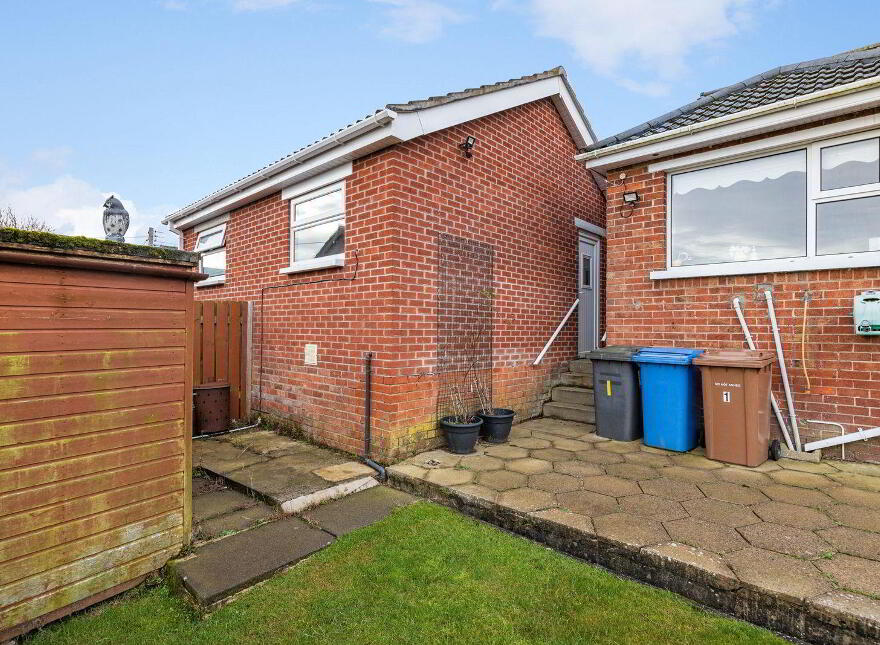 1 Ardkeen Avenue, Bangor, BT19 1ER