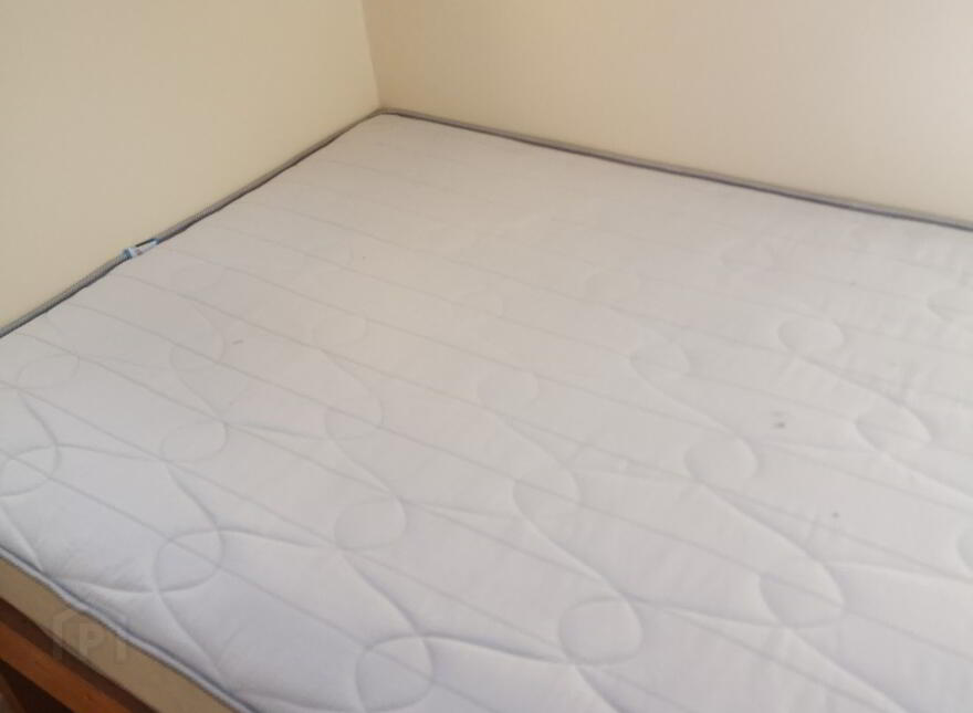 Unit 2, 34 University Avenue, Belfast, BT7 1GX
