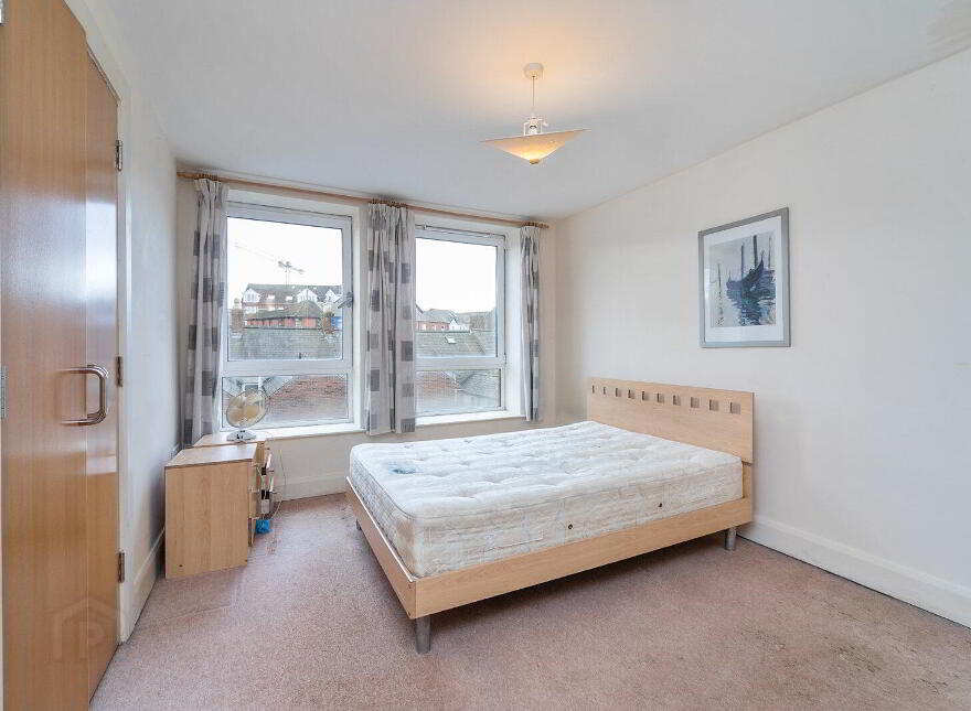2.4 Apartment D Whitehall Square, 181 Sandy Row, Belfast, BT12 5EU
