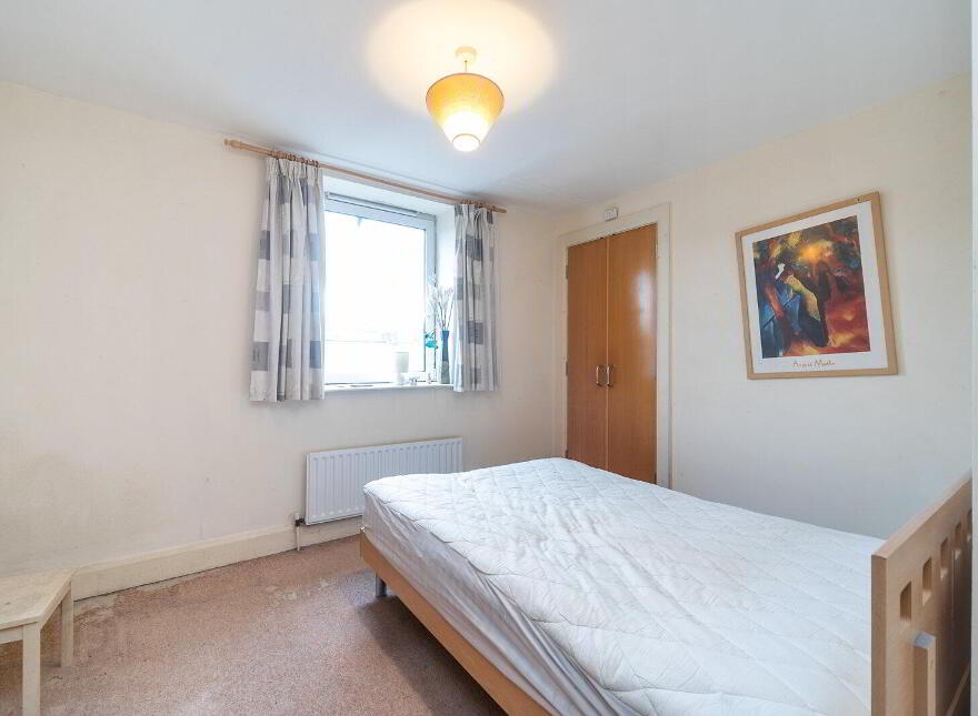 2.4 Apartment D Whitehall Square, 181 Sandy Row, Belfast, BT12 5EU