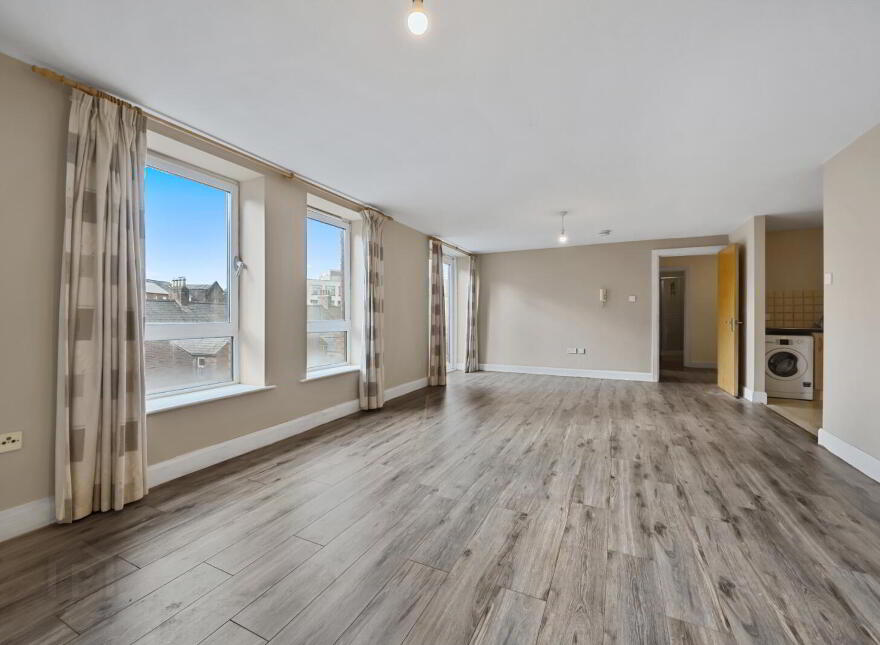 2.4 Apartment D Whitehall Square, 181 Sandy Row, Belfast, BT12 5EU