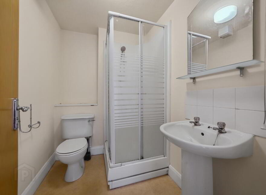 2.4 Apartment D Whitehall Square, 181 Sandy Row, Belfast, BT12 5EU