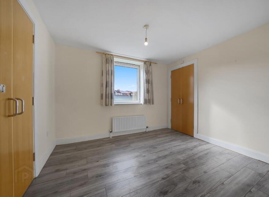 2.4 Apartment D Whitehall Square, 181 Sandy Row, Belfast, BT12 5EU