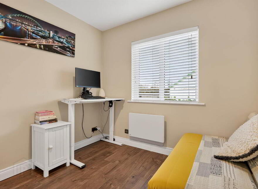 27b Eastleigh Dale, Ballyhackamore, Belfast, BT4 3DT