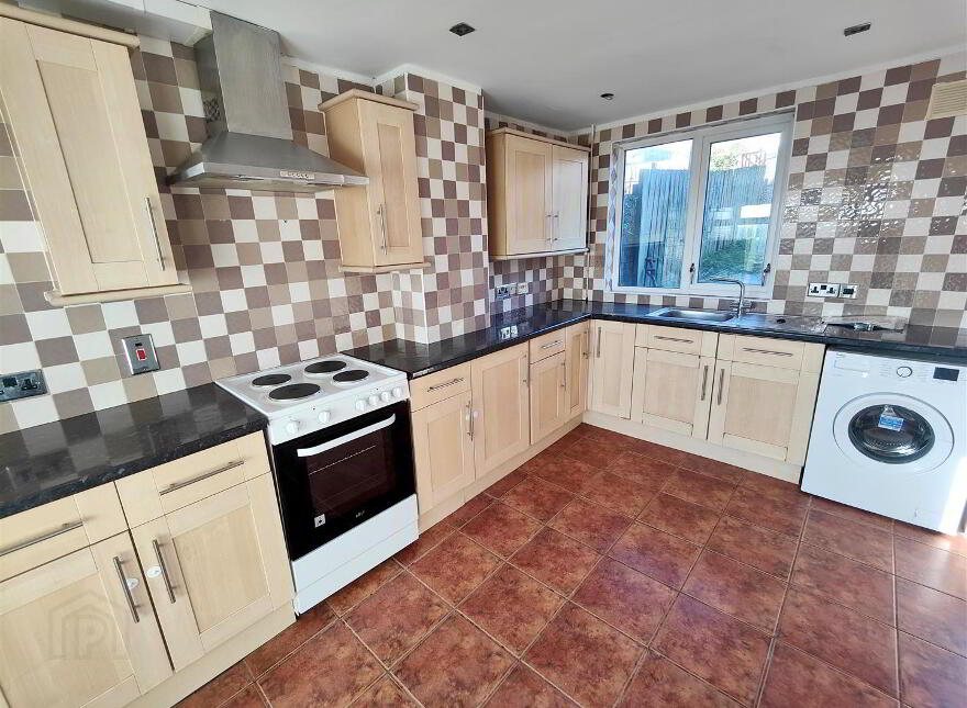 4 Sunningdale Grove, Belfast, BT14 6SR