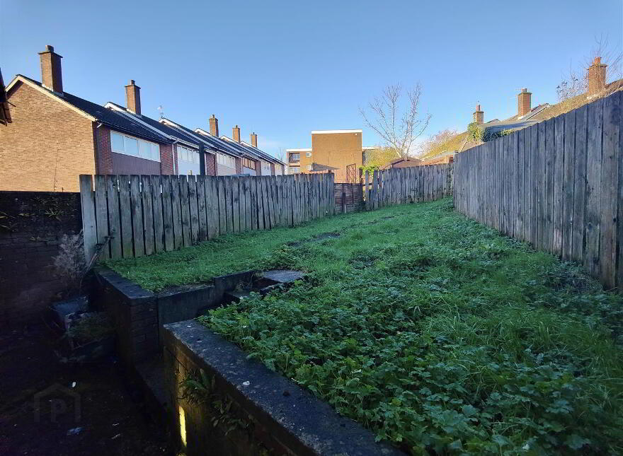 4 Sunningdale Grove, Belfast, BT14 6SR